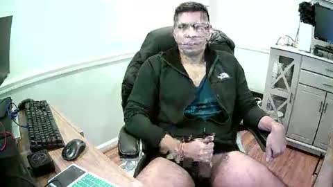 Snapshot of jerkingninja69 chatting on 11-20-25, 03:01 jerkingninja69 online show from 11-20-25, 03:01