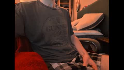 Snapshot of jerkmejake chatting on 06-08-26, 09:59 jerkmejake online show from 06-08-26, 09:59