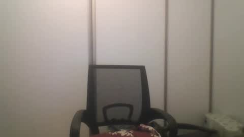 Snapshot of jerryalise chatting on 01-05-25, 10:29 jerryalise online show from 01-05-25, 10:29