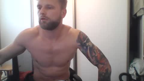 Snapshot of jerryalise chatting on 09-12-25, 03:23 jerryalise online show from 09-12-25, 03:23