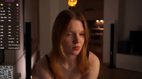 Snapshot of jerrybenear chatting on 09-13-25, 03:23 Molly online show from 09-13-25, 03:23