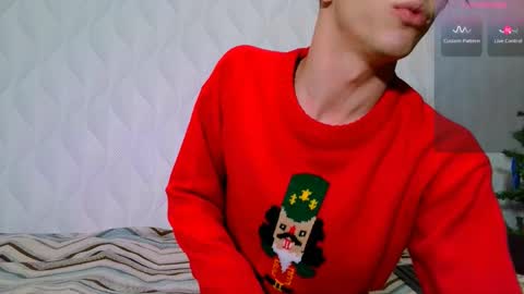 Snapshot of jerrybomb_ chatting on 01-01-25, 10:00 Jerrybomb online show from 01-01-25, 10:00