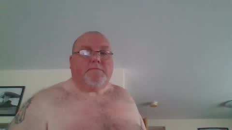 Snapshot of jerseyhammer01 chatting on 12-04-24, 10:02 Harry online show from 12-04-24, 10:02