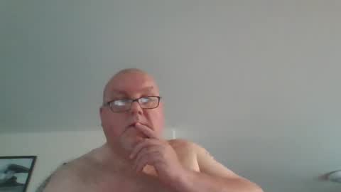Snapshot of jerseyhammer01 chatting on 12-18-24, 09:04 Harry online show from 12-18-24, 09:04
