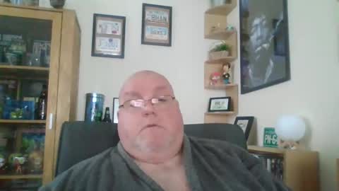 Snapshot of jerseyhammer01 chatting on 12-19-24, 10:34 Harry online show from 12-19-24, 10:34