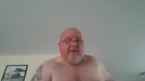 Snapshot of jerseyhammer01 chatting on 12-21-24, 10:28 Harry online show from 12-21-24, 10:28
