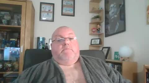 Snapshot of jerseyhammer01 chatting on 12-29-24, 09:17 Harry online show from 12-29-24, 09:17