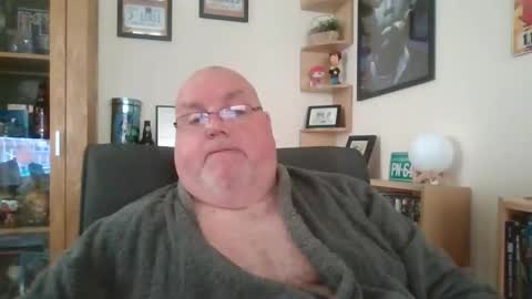 Snapshot of jerseyhammer01 chatting on 01-18-25, 09:34 Harry online show from 01-18-25, 09:34