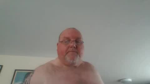 Snapshot of jerseyhammer01 chatting on 01-24-25, 11:15 Harry online show from 01-24-25, 11:15