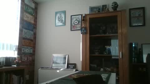 Snapshot of jerseyhammer01 chatting on 01-25-25, 10:51 Harry online show from 01-25-25, 10:51