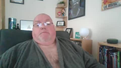 Snapshot of jerseyhammer01 chatting on 02-05-25, 08:43 Harry online show from 02-05-25, 08:43