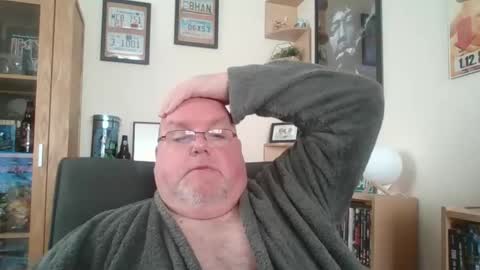 Snapshot of jerseyhammer01 chatting on 02-06-25, 09:00 Harry online show from 02-06-25, 09:00