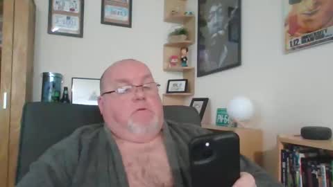 Snapshot of jerseyhammer01 chatting on 02-16-25, 09:04 Harry online show from 02-16-25, 09:04