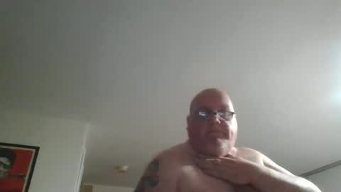 Snapshot of jerseyhammer01 chatting on 02-17-25, 01:25 Harry online show from 02-17-25, 01:25