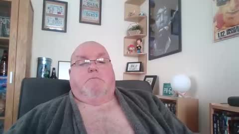 Snapshot of jerseyhammer01 chatting on 02-24-25, 08:38 Harry online show from 02-24-25, 08:38