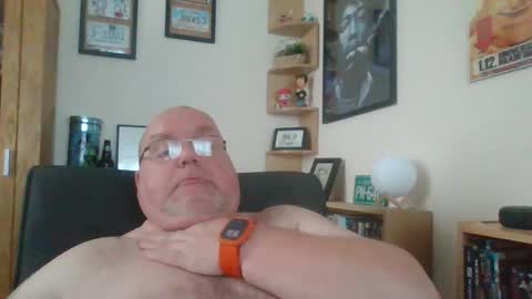 Snapshot of jerseyhammer01 chatting on 02-25-25, 04:53 Harry online show from 02-25-25, 04:53