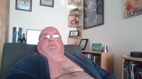 Snapshot of jerseyhammer01 chatting on 09-09-25, 07:41 Harry online show from 09-09-25, 07:41