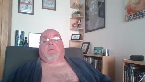 Snapshot of jerseyhammer01 chatting on 09-21-25, 07:21 Harry online show from 09-21-25, 07:21