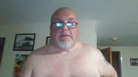 Snapshot of jerseyhammer01 chatting on 09-21-25, 09:27 Harry online show from 09-21-25, 09:27