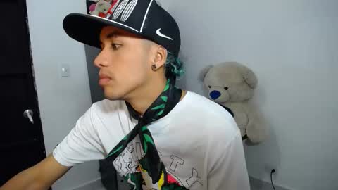Snapshot of jersiherberth chatting on 04-19-26, 10:25 jersiherberth online show from 04-19-26, 10:25