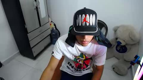 Snapshot of jersiherberth chatting on 04-26-26, 02:04 jersiherberth online show from 04-26-26, 02:04