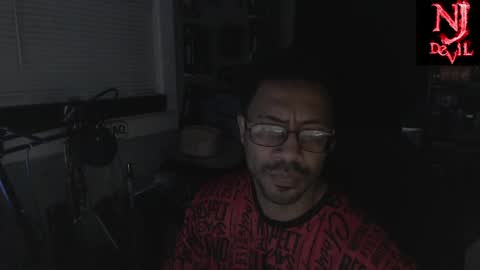 Snapshot of jerzey2k2 chatting on 05-20-26, 03:02 Jerzey2k2 aka the Alpha online show from 05-20-26, 03:02