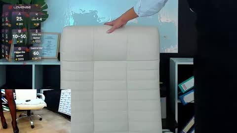 jesica_moon_peachy online show from 09-28-25, 01:33