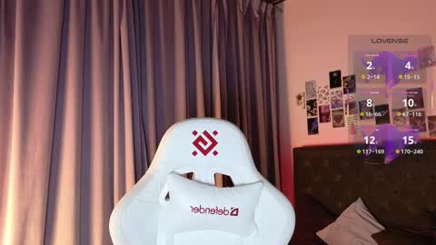 jesica_moon_peachy online show from 11-07-25, 01:38