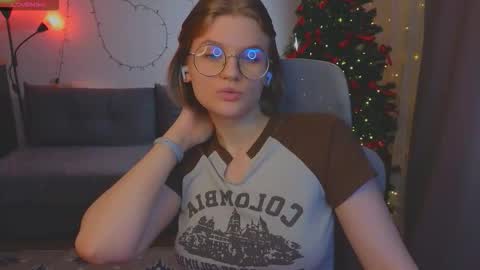 Snapshot of jess0e9 chatting on 12-15-25, 01:59 JessieVibes online show from 12-15-25, 01:59