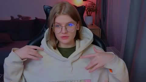 Snapshot of jess0e9 chatting on 02-06-26, 03:15 JessieVibes online show from 02-06-26, 03:15