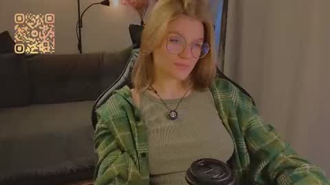  JessieVibes online show from 07-16-26, 01:39