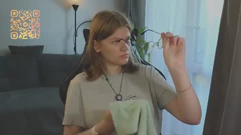  JessieVibes online show from 07-19-26, 01:37
