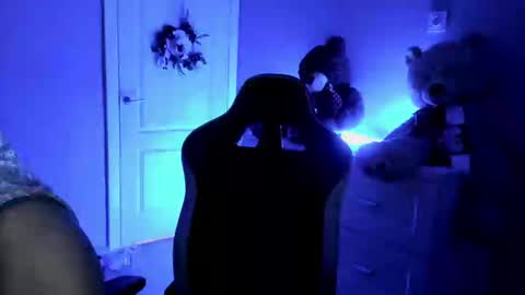 Snapshot of jess1ca_rabb1t chatting on 12-06-24, 12:16 jess1ca_rabb1t online show from 12-06-24, 12:16