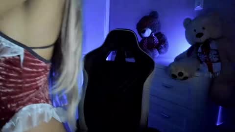 Snapshot of jess1ca_rabb1t chatting on 01-17-25, 10:00 jess1ca_rabb1t online show from 01-17-25, 10:00