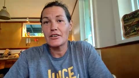 Just Jess online show from 10-24-25, 02:30