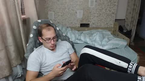 Snapshot of jess_nest chatting on 09-15-25, 02:06 Jess online show from 09-15-25, 02:06