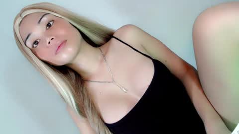 jessalicious1 online show from 07-22-26, 09:34