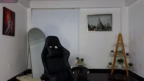 bella  adams online show from 09-20-25, 01:12