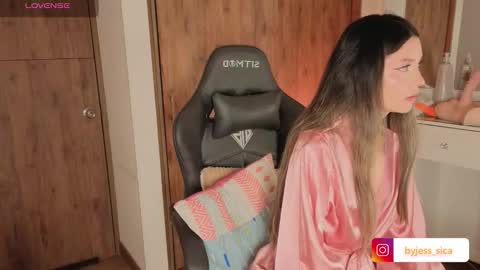 Snapshot of jessica__04 chatting on 03-17-26, 01:54 jessica__04 online show from 03-17-26, 01:54