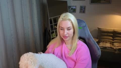 Snapshot of jessica_hanson chatting on 01-18-25, 05:31 Jessy online show from 01-18-25, 05:31