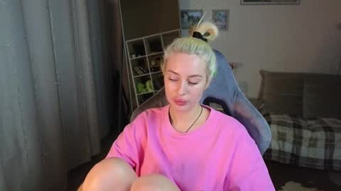 Snapshot of jessica_hanson chatting on 02-03-25, 05:35 Jessy online show from 02-03-25, 05:35