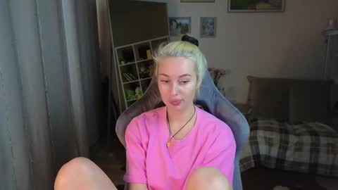 Snapshot of jessica_hanson chatting on 02-04-25, 08:24 Jessy online show from 02-04-25, 08:24