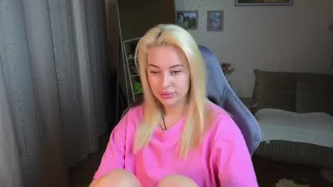 Snapshot of jessica_hanson chatting on 02-05-25, 07:39 Jessy online show from 02-05-25, 07:39