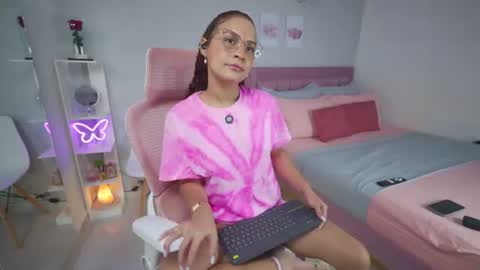 Jessica online show from 06-29-26, 05:13