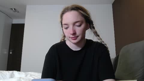 Snapshot of jessicahwinters chatting on 06-13-26, 12:08 Jessica online show from 06-13-26, 12:08