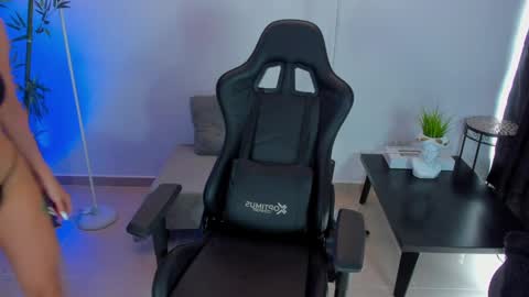 Snapshot of jessicapratt chatting on 03-08-25, 07:20 Jessica Pratt IG jessicaxpratt online show from 03-08-25, 07:20