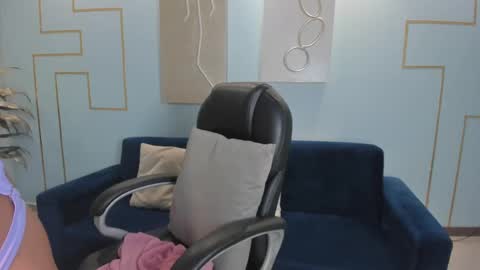 JESS online show from 03-11-25, 01:23