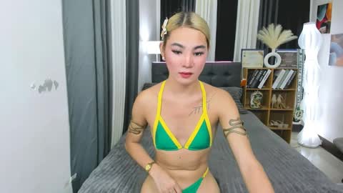 Snapshot of jessie_empress chatting on 05-16-26, 10:36 Your naughty Jessie online show from 05-16-26, 10:36
