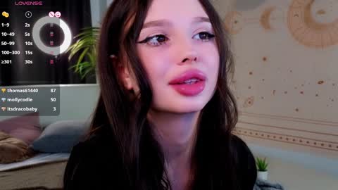 Snapshot of jessie_johns chatting on 01-22-25, 04:12 jessie_johns online show from 01-22-25, 04:12
