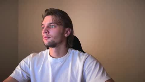 Snapshot of jessierise chatting on 09-22-25, 06:54 JessieRise online show from 09-22-25, 06:54